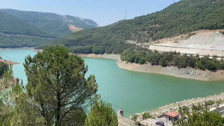 <p>Nüfusu 3 milyon 271 bin olan kentin içme suyu ihtiyacını karşılayan 2 milyon 520 bin metreküp gövde hacmine sahip Doğancı Barajı'ndaki su seviyesi yüzde 40,93 olarak ölçüldü. </p>