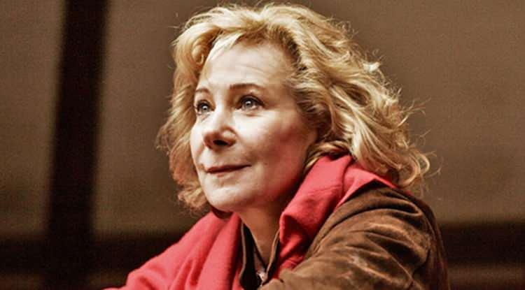 <p>Watson'ın ardından rol arkadaşı Zoe Wanamaker'in de duruşması görüldü.</p>