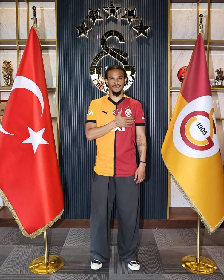 <p>Leroy Sane<br />
<br />
Galatasaray<br />
<br />
Sağ kanat</p>
