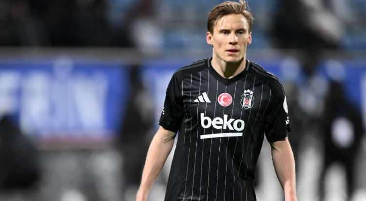 <p>Süper Lig'in yeni ekibi Kocaelispor, Beşiktaş'ta gözden çıkarılan Jonas Svensson için siyah-beyazlıların kapısını tekrar çaldı.<br />
<br />
(FOTOMAÇ)</p>