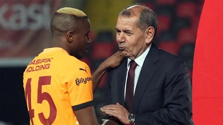 <p>Galatasaray'da Victor Osimhen'in transfer süreci fikir ayrılığına neden oldu. Transferde son kararı Başkan Dursun Özbek verecek.<br />
<br />
(TAKVİM)</p>