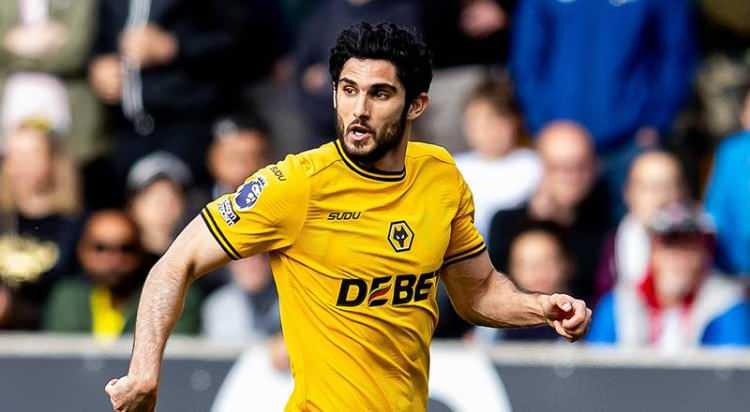 <p>Beşiktaş transfer operasyonunu Ada'ya taşıdı.<br />
<br />
Wolverhampton'un kanat oyuncusu Gonçalo Guedes için hamle hazırlığı var.<br />
<br />
(FANATİK)</p>
