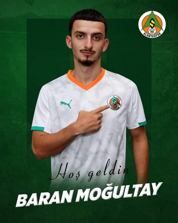 <p>Baran Moğultay<br />
<br />
Alanyaspor<br />
<br />
Sol bek</p>
