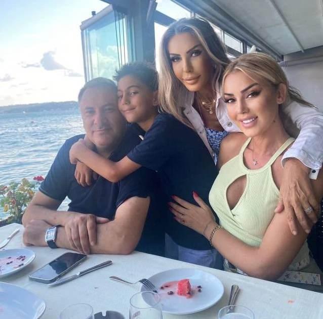 <p>Sosyal medyada Esra Süay Toğuş'un fotoğrafına yer veren Dr. Hayati Akbaş, şu notu paylaştı:</p>
