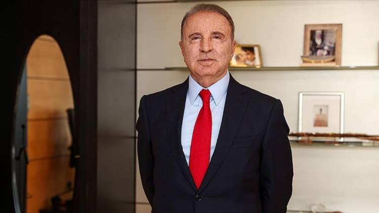 <p><span style="color:#B22222"><strong>ÜNAL AYSAL</strong></span></p>

<p> </p>

<p>Servet kaynağı: Unit Investment</p>

<p>Doğum Yeri: İstanbul</p>
