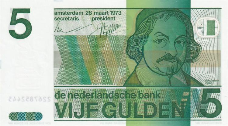 <p>25. Hollanda (Netherlands): %49.5</p>
<p> </p>