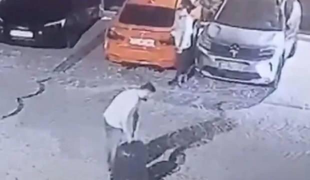<p>Ondan 300 bin lira istedim. Necmettin para teklifini kabul edince arkadaşlarım Erhan G. ve Yusuf S.'yi araca alıp, onunla buluşmaya gittik. Parayı arkadaşlarıma söylemedim. 50'şer bin lira verecektim. Onları kazım ve gömme işi olabileceğinden yardım etsinler diye olaya dahil ettim. </p>
