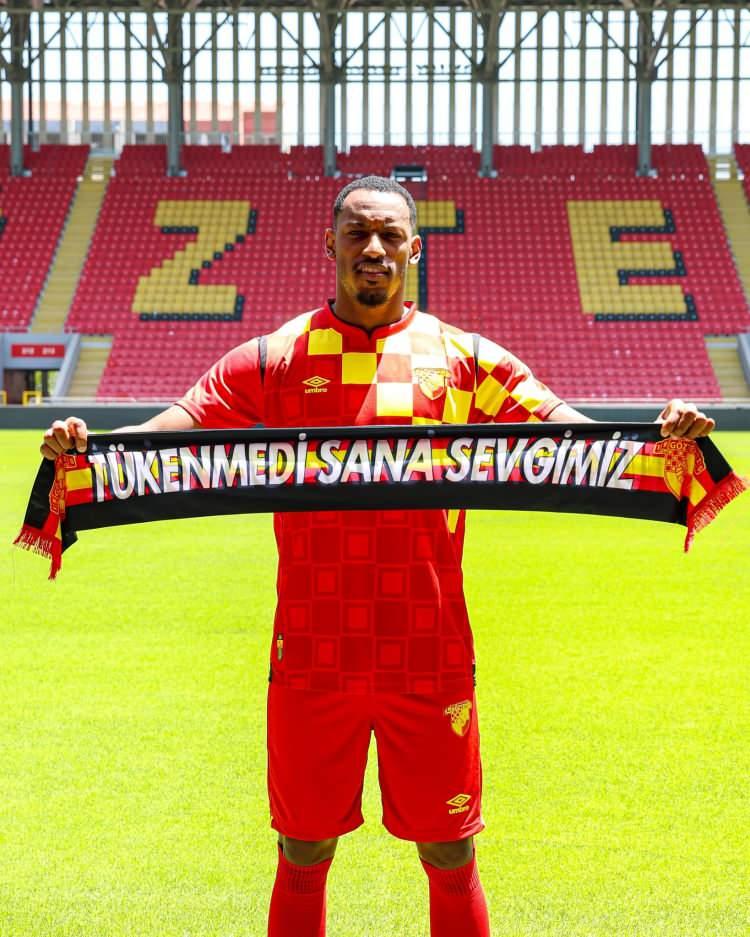 <p>Allan Godoi<br />
<br />
Göztepe<br />
<br />
Stoper</p>