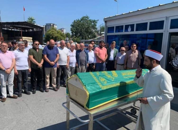 <p>ORDU'DA TOPRAĞA VERİLDİ</p>

<p>Ali Bayraktar'ın cenazesi, işlemlerin ardından memleketi Ordu'nun Ünye ilçesine götürülerek düzenlenen törenin ardından toprağa verildi.</p>
