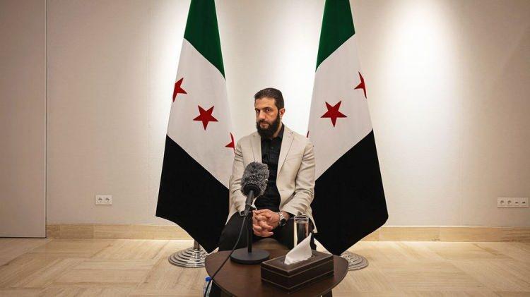<p>İsrail kaynakları, saldırının Türk birimleri tarafından engellendiğini ve “Şara'nın hayatını Türkler kurtardı.” ifadelerine yer verdi. Olayın ardından Şara’nın, halk desteğini sarsmamak adına saldırıyı kamuoyuna duyurmama kararı aldığı belirtildi.</p>