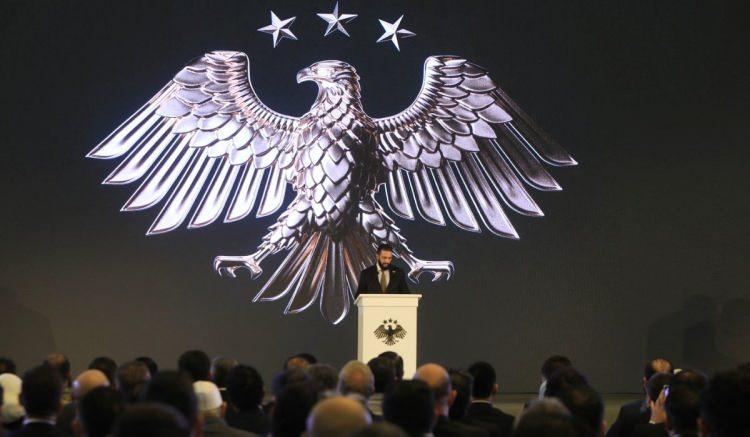 <p>Nitekim İsrail'in en popüler gazetelerinden Yedioth Ahronoth, yayımladığı özel haberde Ahmed Şara’ya son 7 ayda 3 kez suikast girişiminde bulunulduğunu iddia etti.</p>