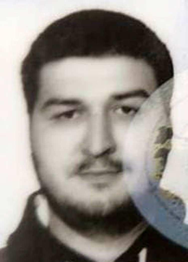 <p><strong>VAHŞET İDDİANAMEDE</strong></p>

<p>Savcı iddianamesinde Sevcan Demir Sakman 09 Mart günü saat 21:00 sıralarında Kepez ilçesi Gazi Mahallesi 6579 sokak Ostima Evleri Sitesi no: 2 adresindeki ikametindeki adresinde yapılan tespitte boynunun satırla kesildiği ve vücudunda 11 adet bıçak darbesi olduğuna yer verdi.</p>
