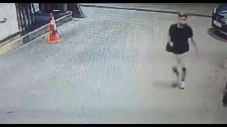 <p>Emniyetteki işlemleri tamamlanan Gölbaşı sevk edildiği adliyede tutuklanarak cezaevine gönderildi. Olayla ilgili soruşturma sürüyor.</p>
<p> </p>