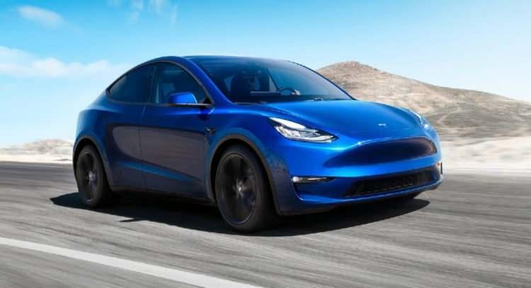 <p>Cybertruck ayrıca arazi lastiklerine sahip 20 inç Cyber jantlara ücretsiz yükseltme alırken, Model 3 nakit ödeme yapmanız halinde 18 aylık ücretsiz Süper Şarj ile birlikte geliyor.</p>