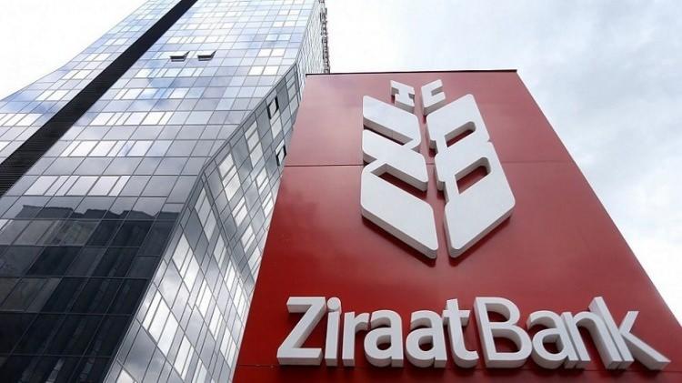 <p><strong><span style="color:#B22222">14) ZİRAAT BANKASI</span> | 12 BİN TL</strong></p>
<p> </p>
<p>İki bankanın da yaptığı açıklamaya göre SGK (Emekli Sandığı, SSK, Bağ-Kur) emekli maaş ödemelerini banka aracılığı ile alan müşterilere 12.000 TL’ye varan promosyon ödemesi imkanı sunulmakta.</p>
