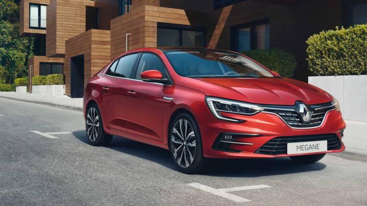 <p><span style="color:#B22222"><strong>4)  RENAULT MEGANE SEDAN</strong></span></p>
