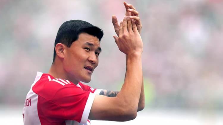 <p>Galatasaray, bir dönem Fenerbahçe forması da giyen Güney Koreli Kim Min-Jae ile ilgileniyor.<br />
<br />
Sarı kırmızılılar, Bayern Münih'e satın alma opsiyonlu kiralama teklifinde bulunan ve olumlu yanı alan Galatasaray, Min-Jae ile görüşmelere başlayacak.<br />
<br />
(FOTOMAÇ)</p>