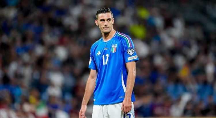 <p>Lorenzo Lucca ➡  Napoli (Kiralık)</p>
