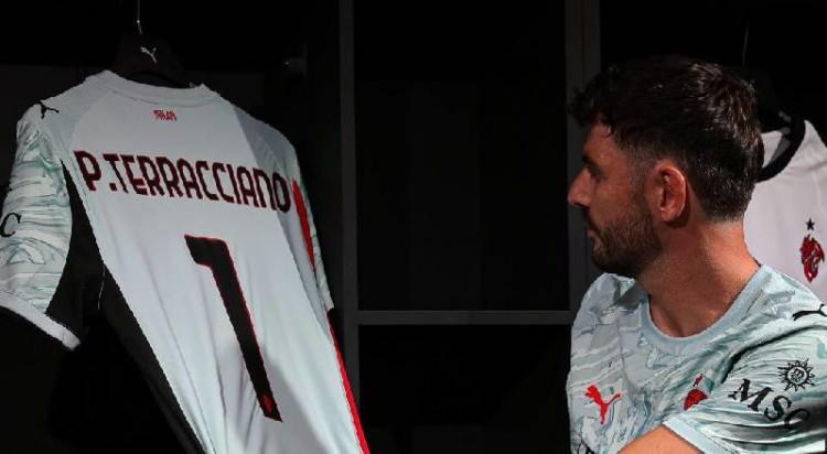 <p>Pietro Terracciano ➡  AC Milan</p>
