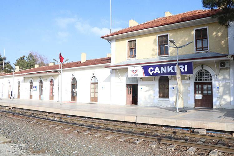 <p>28-ÇANKIRI</p>

<p>243.413</p>
