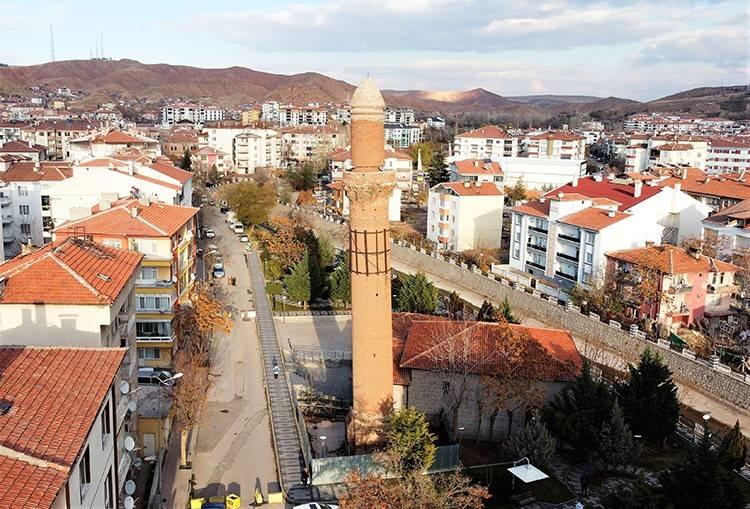 <p>26-AKSARAY</p>

<p>248.137</p>
