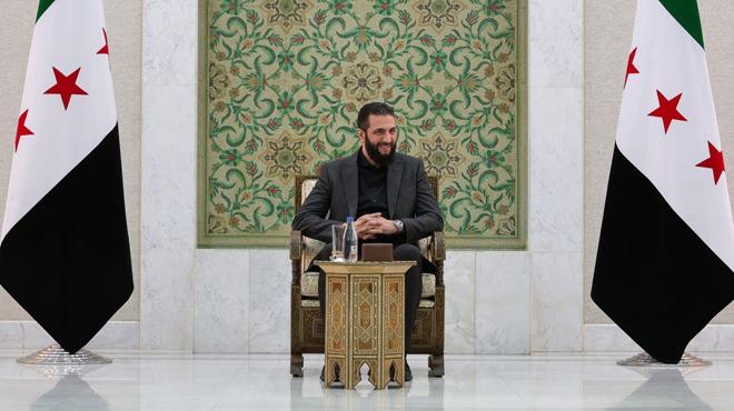 <p>Yeni yönetimin istikrar kazanması, bölge halkında umut yaratırken, bazı dış güçlerin rahatsızlığını da beraberinde getirdi.</p>
