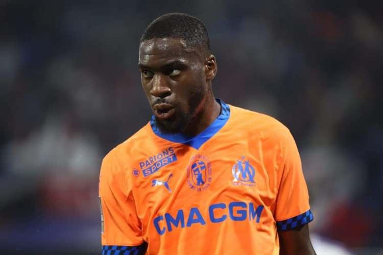 <p>Kartal, kariyerinde Inter, Atletico Madrid, Valencia gibi takımlar olan ve 2 sezondur Marsilya'da forma giyen Kondogbia'ya talip oldu. Beşiktaş Kondogbia'nın bonservisini 3-4 milyon Euro'ya bitimek üzere.</p>
