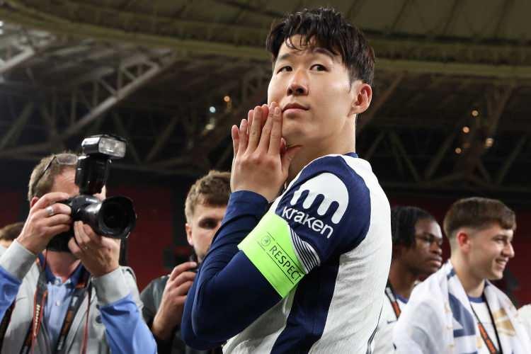 <p>10-Tottenham: 2,33 milyar euro</p>