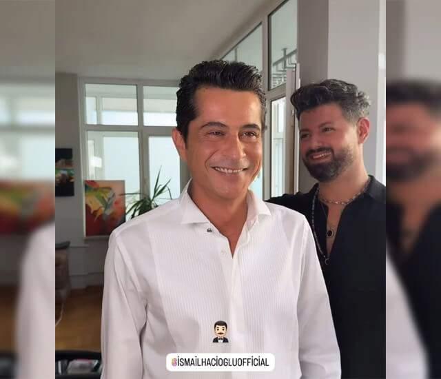 <p>Çiftin teknede gerçekleşen düğününe yakın arkadaşları katılırken, <strong>sosyal medyada paylaşılan fotoğraflar</strong> yoğun ilgi gördü.</p>
