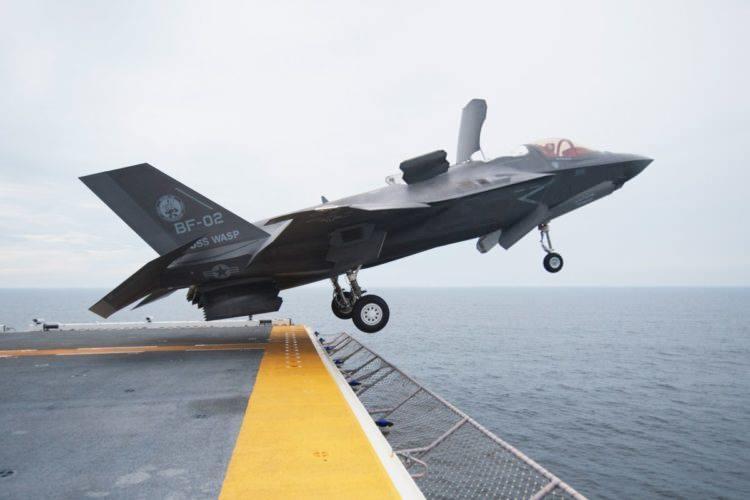 <p>California eyaletinde yaşanan son olay, F-35’in sicilindeki kara lekelerden biri olarak kayıtlara geçti.</p>
