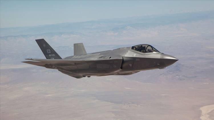 <p><strong>4 Ocak 2022</strong>’de Güney Kore’deki Seosan Hava Üssü’nde bir F-35A yere çakıldı.</p>

