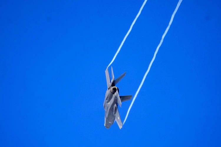<p><strong>24 Ekim 2022</strong>’de Güney Çin Denizi’nde bir F-35 düştü,</p>
