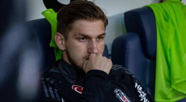 <p>Semih Kılıçsoy'un perşembe günü oynanacak Shakhtar maçının ardından Cagliari'ye transfer olması bekleniyor.<br />
<br />
(FANATİK)</p>