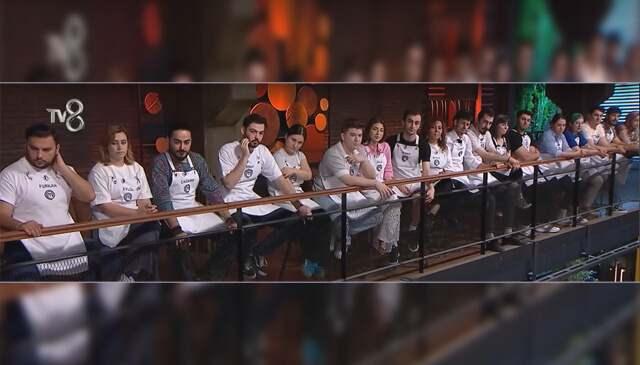 <p><strong>MasterChef Türkiye 2025’te ana kadro artık tam anlamıyla şekillenmeye başladı.</strong></p>