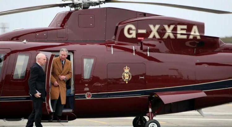 <p>Toplamda 5.222 saat uçuş süresi olan helikopter, satışa çıkarıldığında hâlâ oldukça işlevsel kabul ediliyor. </p>

<p> </p>
