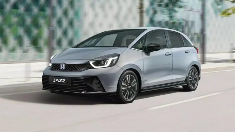 <p>Benzer şekilde, Honda'nın Jazz e:HEV modelinde yaklaşık yüzde 3 ve Opel'in Corsa ve Frontera modellerinde yüzde 2,8 ve Fiat'ın Egea sedan modelinde yüzde 5,5'lik düşüş gözlemlendi. </p>
