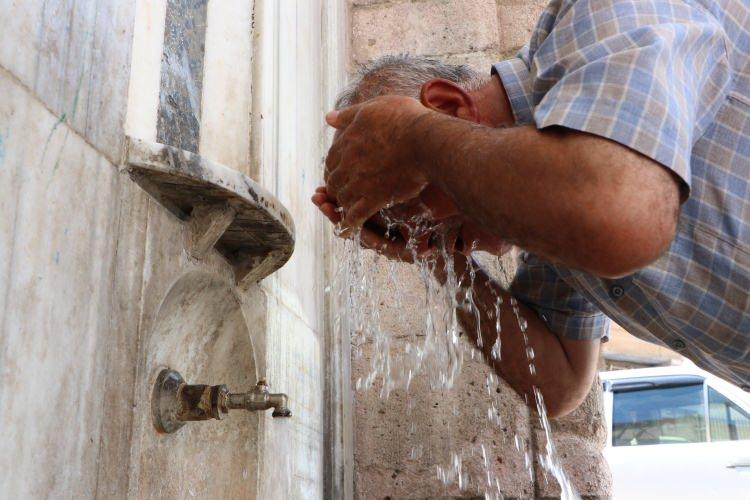 <p>Mardin/Kızıltepe: 48,8 °C</p>

<p>​</p>
