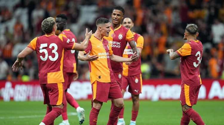 <p><strong>1- GALATASARAY | 79 PUAN</strong></p>
