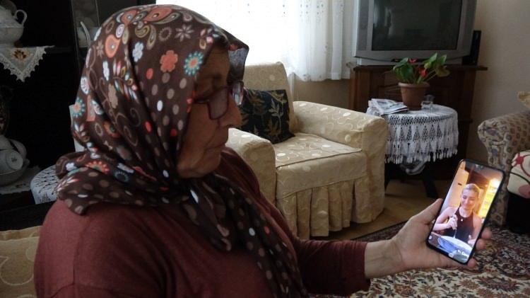 <p>Ölümü, ailesi ve yakın arkadaşlarının yanı sıra kenti yasa boğan Sinem’den geriye, düğün görüntüleriyle sosyal medya hesabından yaptığı paylaşımlar kaldı. </p>

