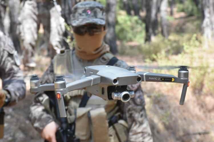 <p>Timlerimiz Jandarma Özel Harekat timleri ile alan paylaşımı yaparak bütün alanlarda orman yangınları olmadan önce alınacak tedbirlerle alakalı görevlendirme yapıyor. </p>