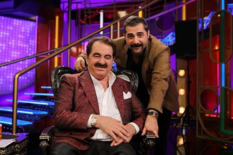 <p><span style="color:#000000"><strong>Çıtak'ın yanı sıra oğlu Ahmet Tatlıses'e de cephe alan usta sanatçı, Ahmet Tatlıses ile arasındaki gerilimi mahkemeye taşımıştı.</strong></span></p>
