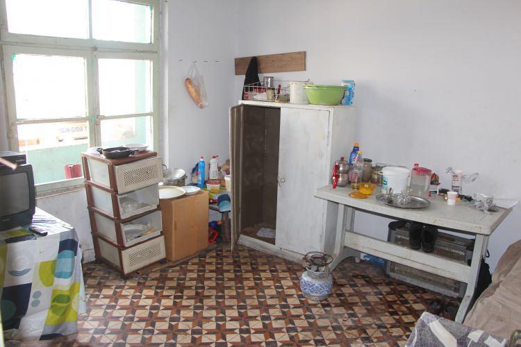 <p>Şamar, 1976 yılında Güler Şamar ile evlendi. Anadolu Mahallesi’nde kiraladıkları ahşap bir evde yaşamlarını sürdüren çiftin, <strong>bu evde 2 kız ve 1 erkek çocuğu dünyaya geldi.</strong></p>
