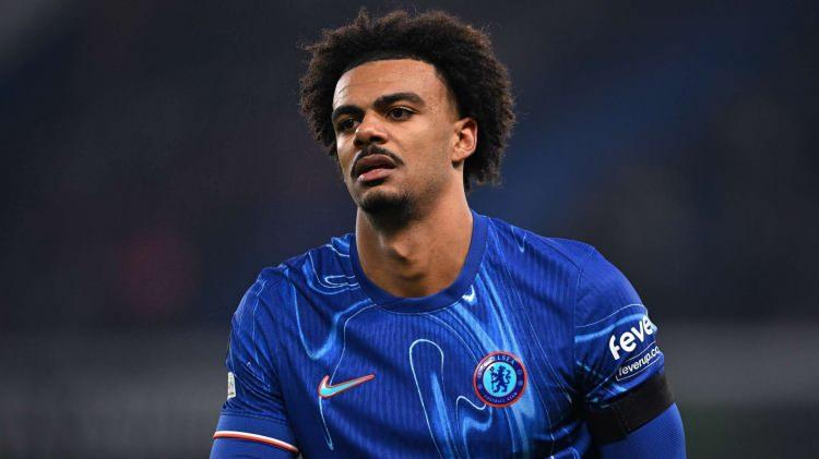 <p><strong>PORTEKİZLİ MİLLİ YILDIZ DA LİSTEDE!</strong></p>

<p> </p>

<p>Chelsea'nin takımda istemediği yıldızların arasında Portekiz Milli Takımı'nda da forma giyen Renato Veiga'nın olduğu öğrenildi.</p>
