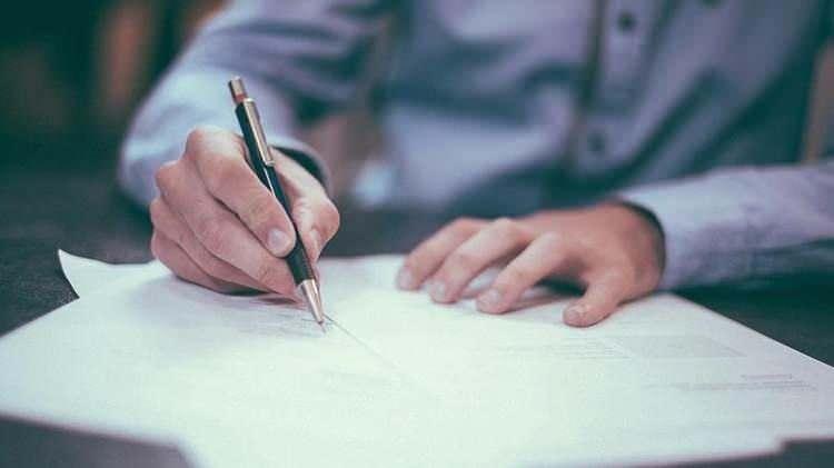 <p><strong>BİR SONRAKİ GALERİYE GÖZ ATIN...</strong></p>
<p> </p>
<p><strong>TRANSFER FIRTINASI SÜRÜYOR: AVRUPA DEVLERİNİN KADROLARI SİL BAŞTAN</strong></p>