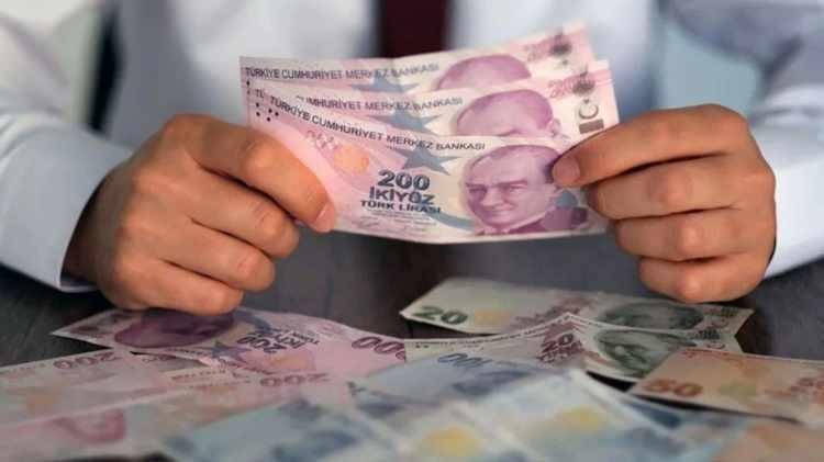 <p><strong>​1 MİLYON TL'NİN 32 GÜNLÜK NET GETİRİSİ NE KADAR?</strong></p>

<p> </p>

<p>Faiz oranlarındaki düşüşe rağmen kısa vadeli mevduatta ciddi kazançlar söz konusu olmaya devam ediyor. İşte bazı bankaların 32 günlük getirileri:</p>
