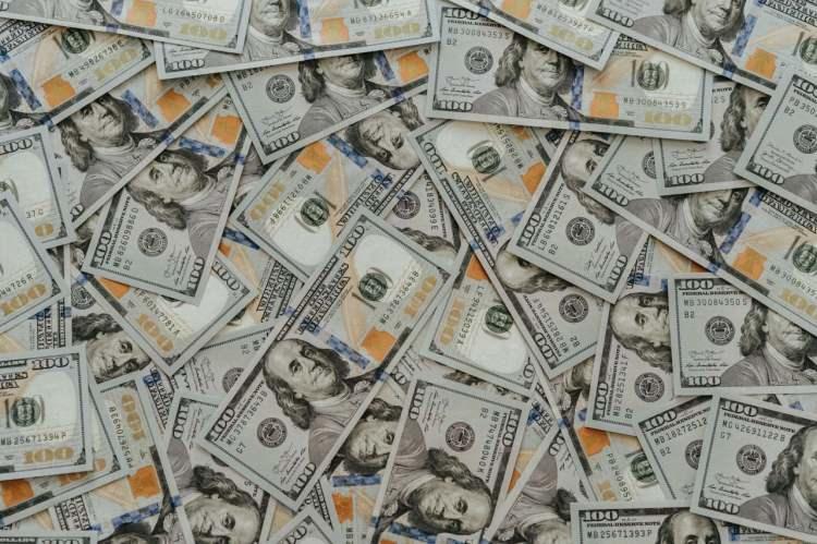 <p>Dünya genelinde gelir eşitsizliği her geçen artıyor ancak milyarder sayısı hız kesmeden yükseliyor. Hurun Global Rich List'in verileri milyarderlerin hangi ülkelerde yoğunlaştığını ortaya çıkardı.</p>
