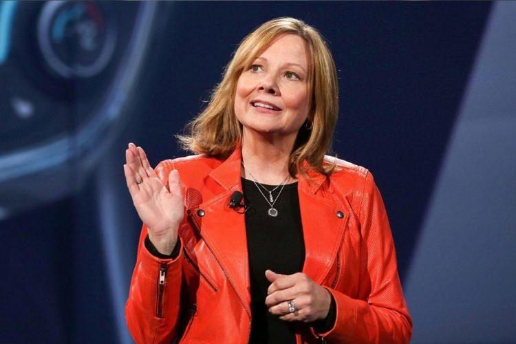 <p><span style="color:#B22222"><strong>10. Mary Barra</strong></span></p>

<p> </p>

<p>2014'ten beri GM'nin CEO'su olan Barra, ABD'deki üç büyük otomobil üreticisinden birini yöneten ilk kadın oldu.</p>
