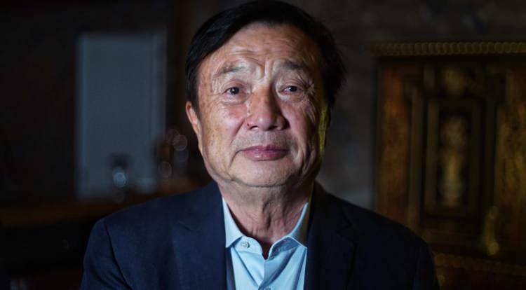 <p><span style="color:#B22222"><strong>7. Ren Zhengfei</strong></span></p>

<p> </p>

<p>Çinli bir girişimci ve mühendistir. Dünyanın en büyük telekomünikasyon ekipmanı üreticisi ve ikinci en büyük akıllı telefon üreticisi olan Shenzhen merkezli Huawei'nin kurucusu ve CEO'sudur.</p>

<p> </p>
