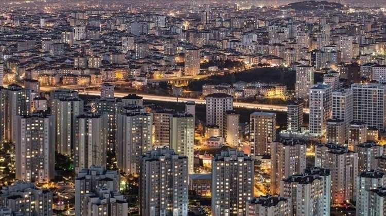 <p>Haziranda ilçe bazında en yüksek ortalama kiralar Sarıyer ve Kadıköy’de 55 bin TL olarak gerçekleşmişti. Böylece İstanbul’da temmuzda ilçe bazında ortalama kiralar ilk defa 60 bin TL’yi aşmış oldu.</p>

<p> </p>

