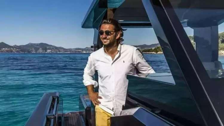 <p><span style="color:#000000"><strong>İş dünyasının tanınan isimlerinden Halit Yukay, 4 Ağustos'ta Yalova'dan "Graywolf" isimli tekneyle Mikonos Adası'na gitmek için denize açılmış ancak fakat kendisinden bir daha haber alınamamıştı. </strong></span></p>